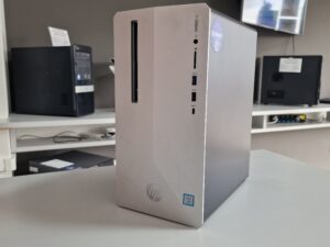 Computer HP Pavilion Desktop 595-p0086nl i3-8100 Win11 16 + 256